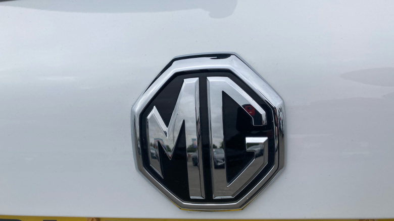 MG Hs 1.5 T-GDI Exclusive 5dr DCT Petrol Hatchback